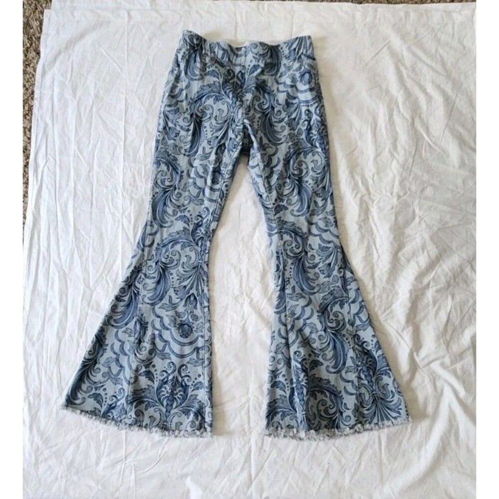 Versona Blue Paisley Boot Cut Pants
